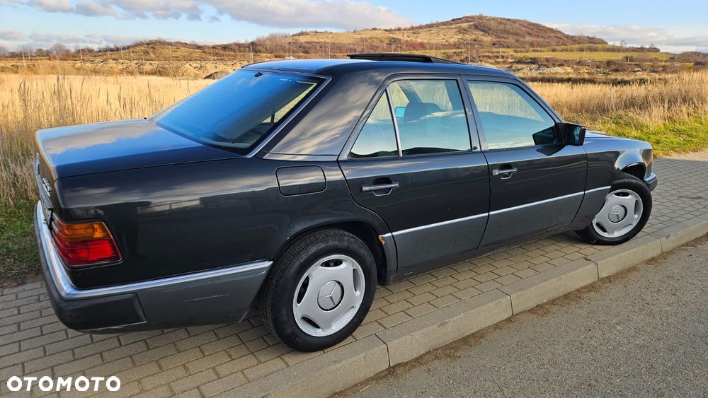 Mercedes-Benz W124 (1984-1993) - 2