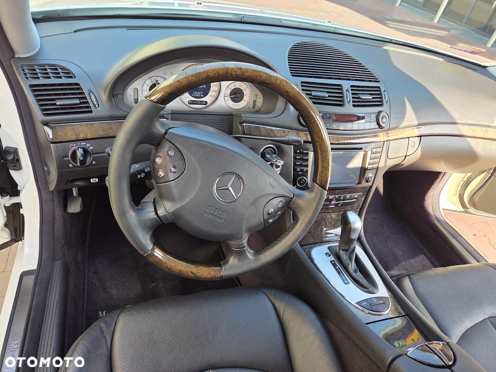Mercedes-Benz Klasa E 500 T Avantgarde - 13
