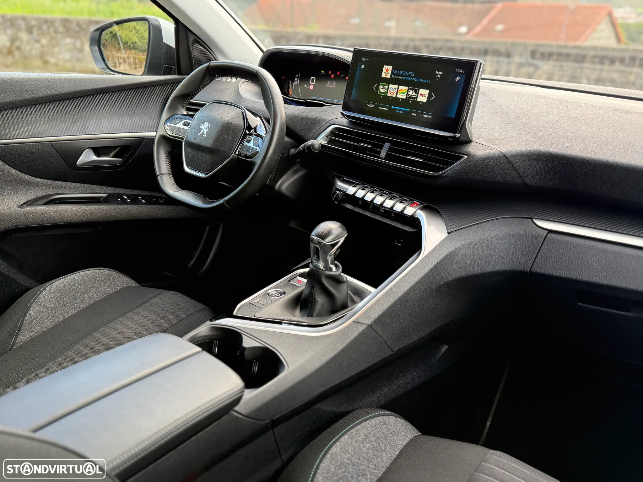 Peugeot 3008 1.5 BlueHDi Style - 4
