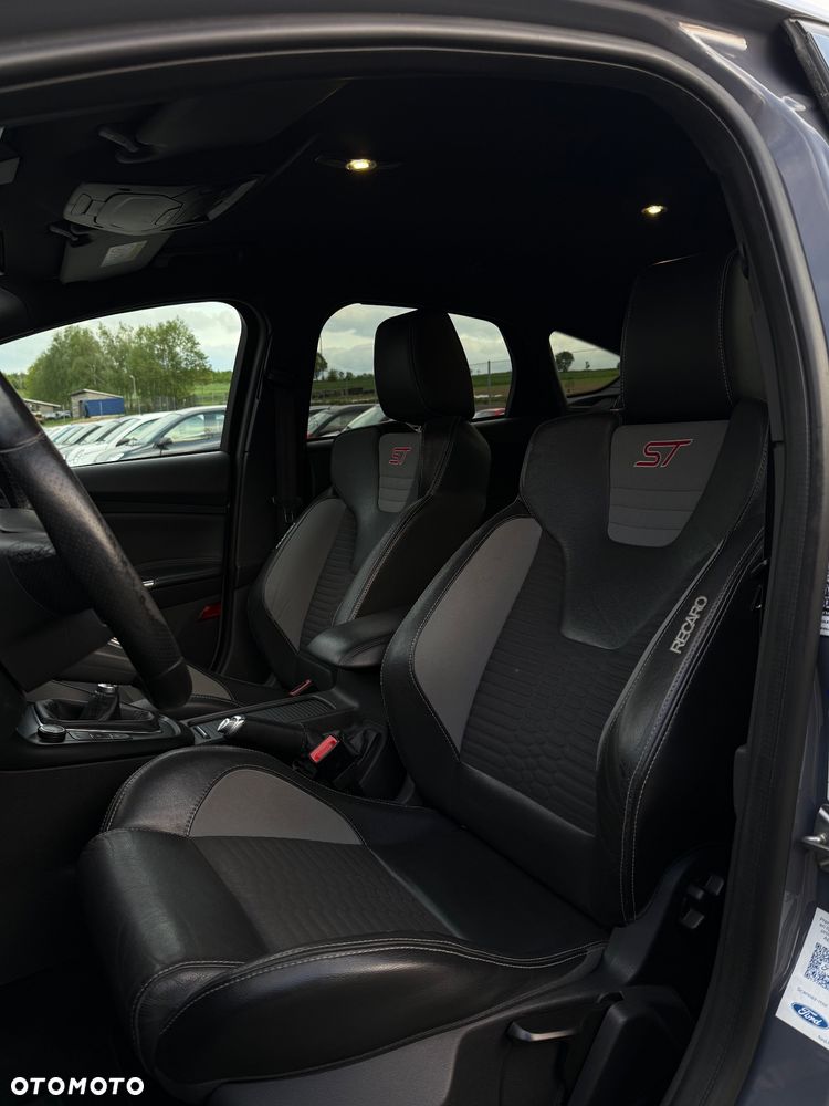 Volkswagen Caddy Maxi 2.0 TDI Highline 4Motion - 37