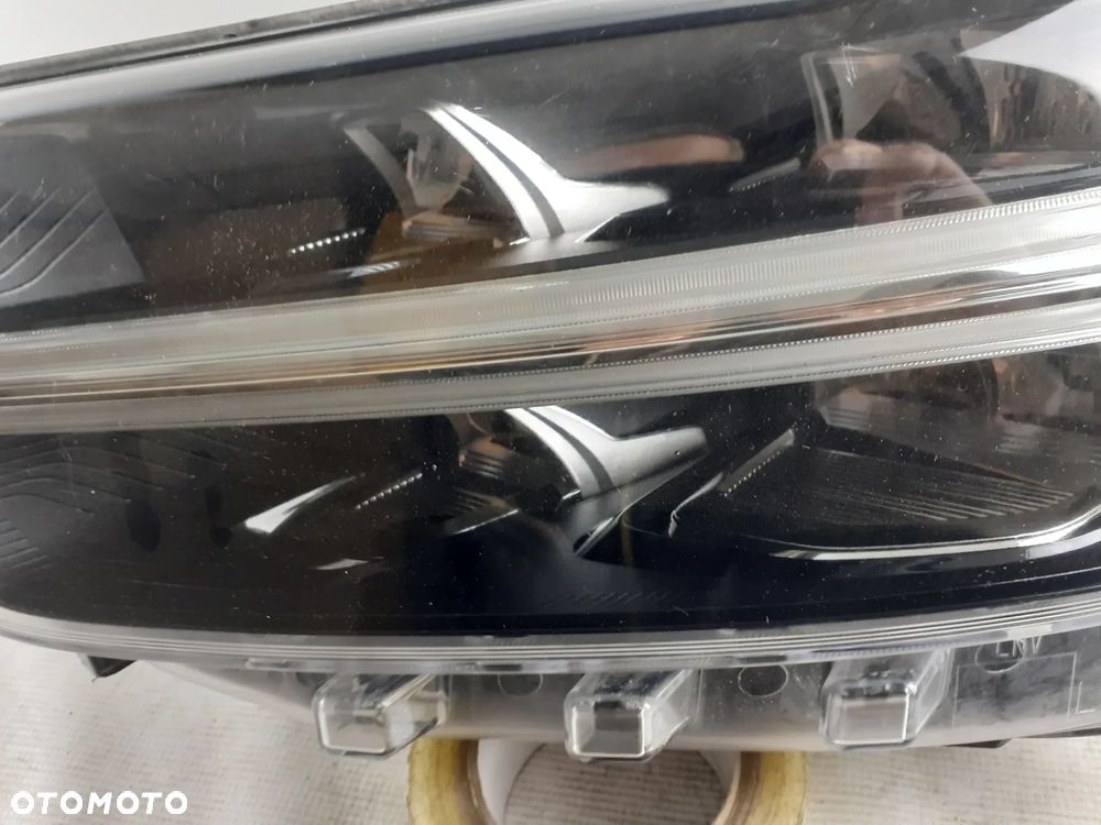 Lampa Volvo XC40 prawa Mid led 31655635 - 4
