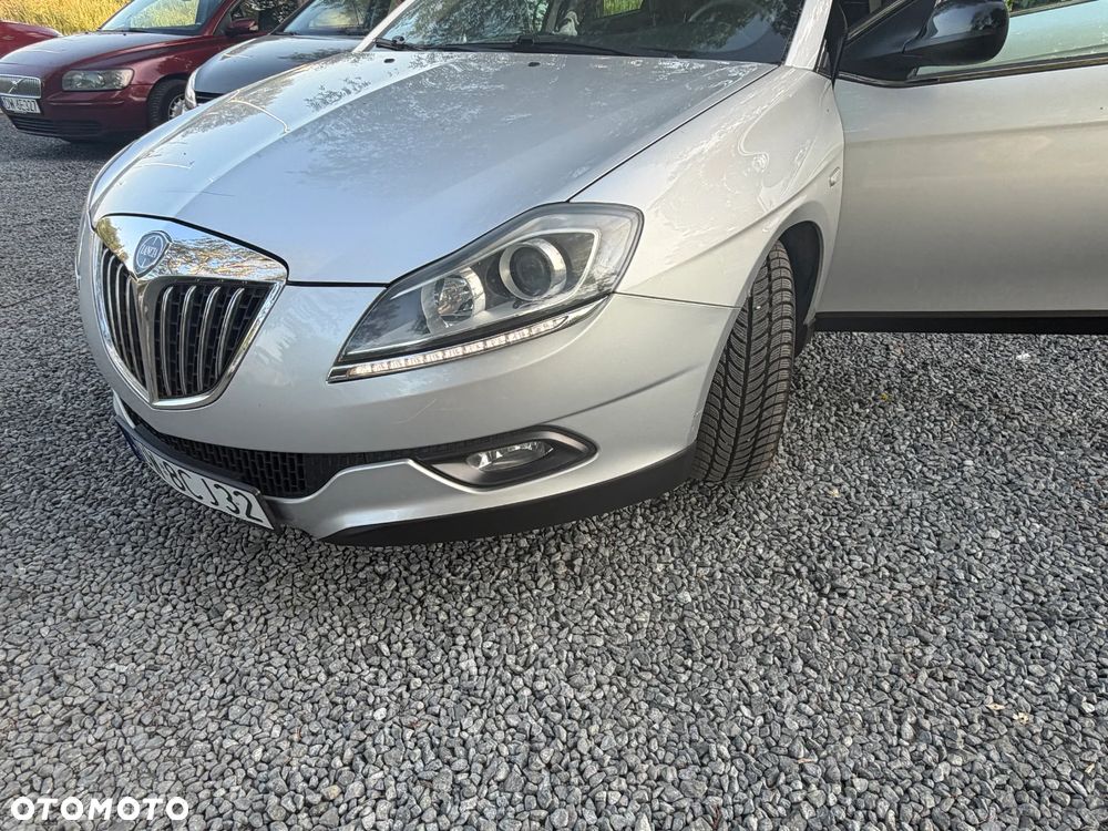 Lancia Delta 1.6 MJ Argento - 9