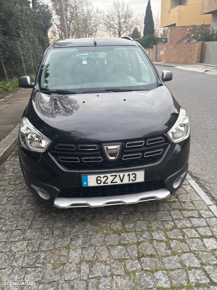 Dacia Lodgy 1.5 Blue dCi Comfort 7L - 9