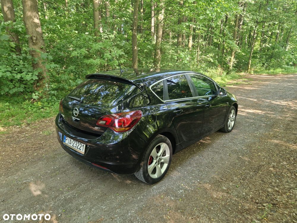 Opel Astra - 2