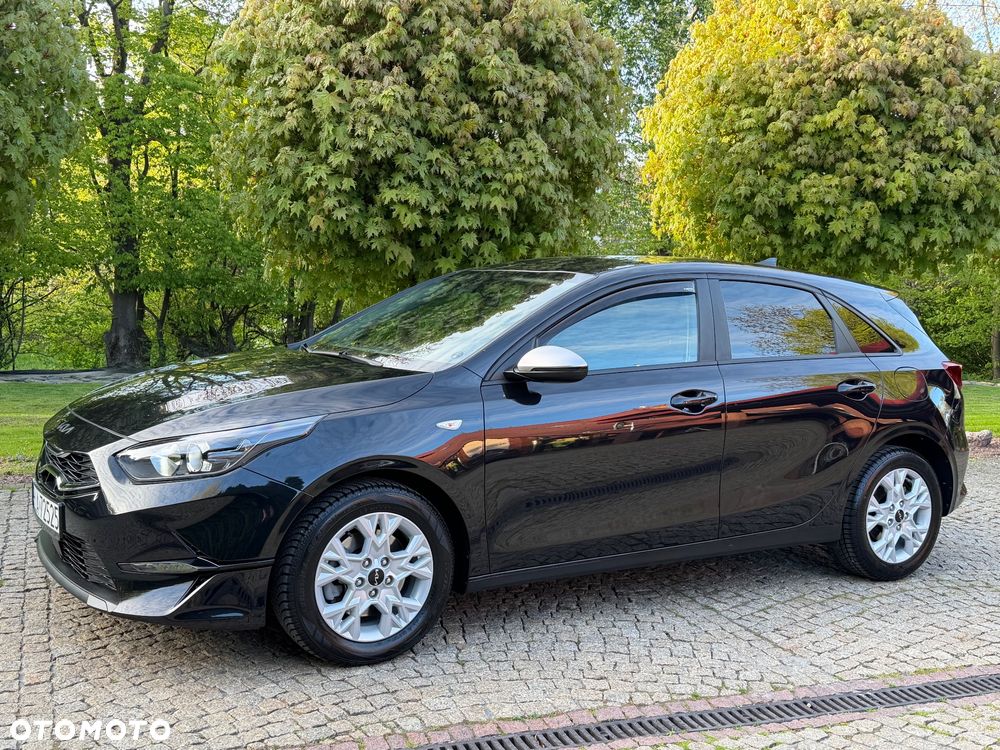 Kia Ceed - 12