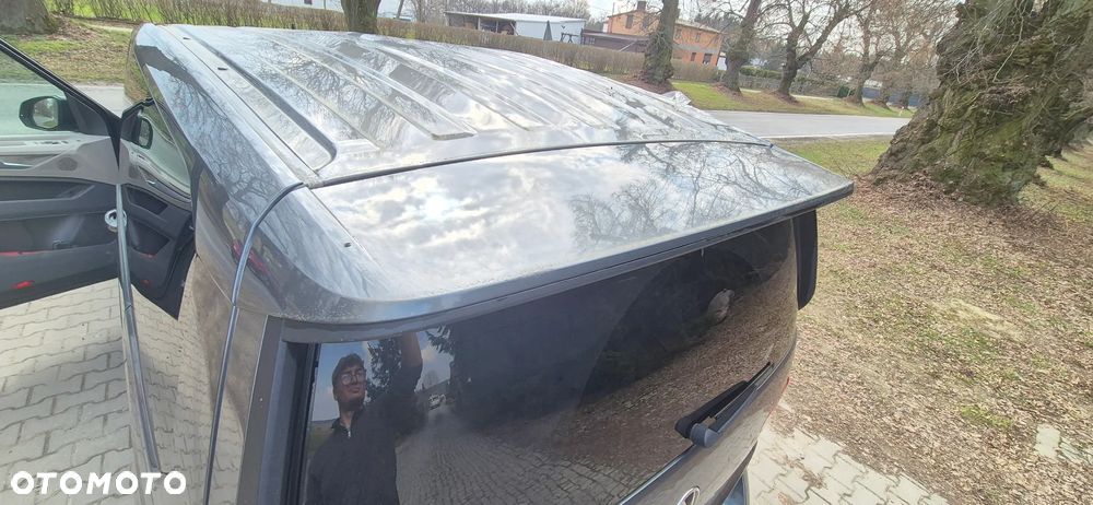 Volkswagen Multivan - 12