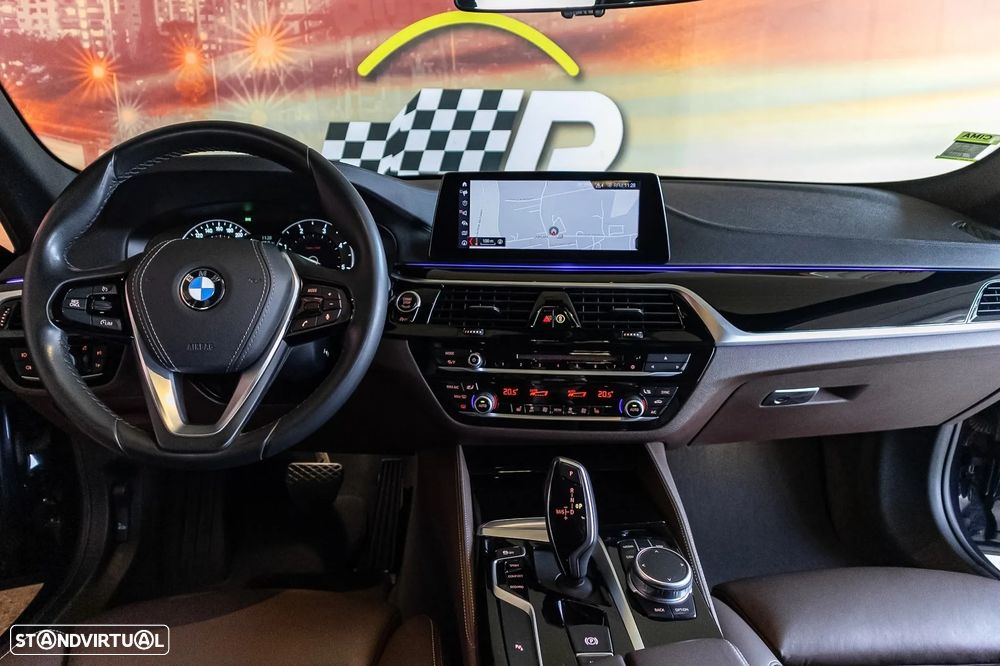 BMW 520 d Line Luxury Auto - 14