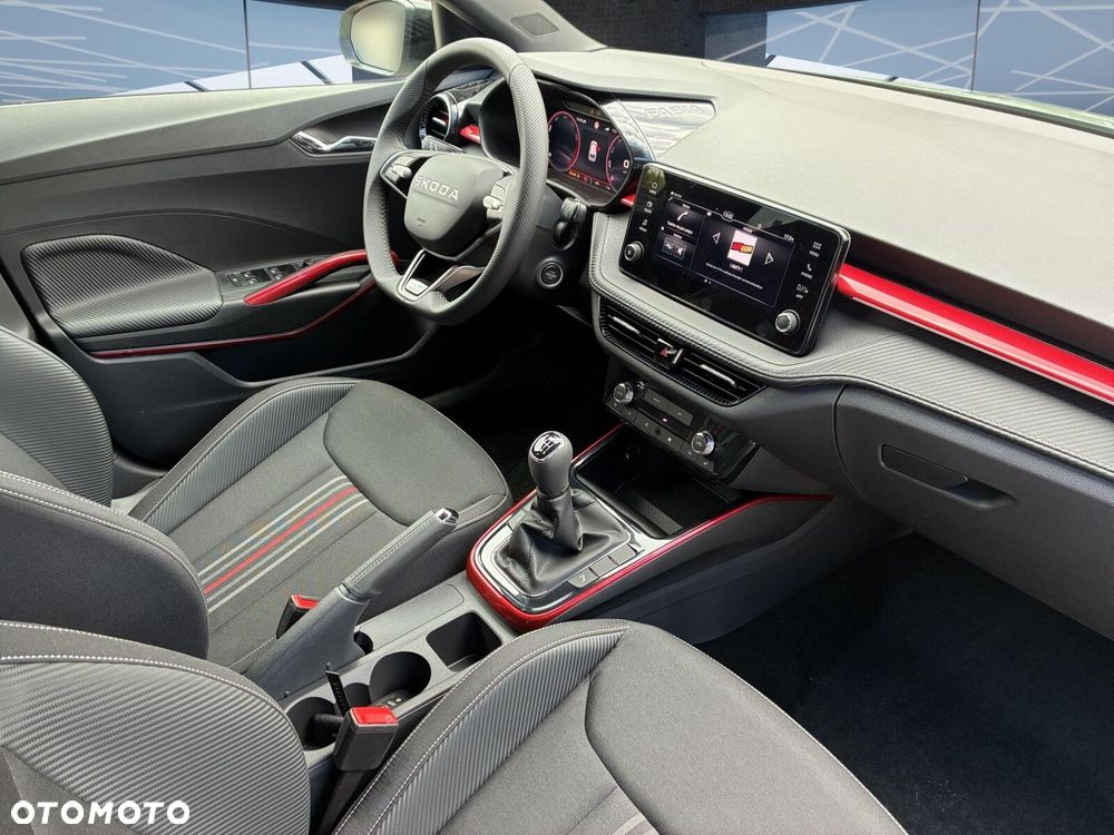Skoda Fabia - 25