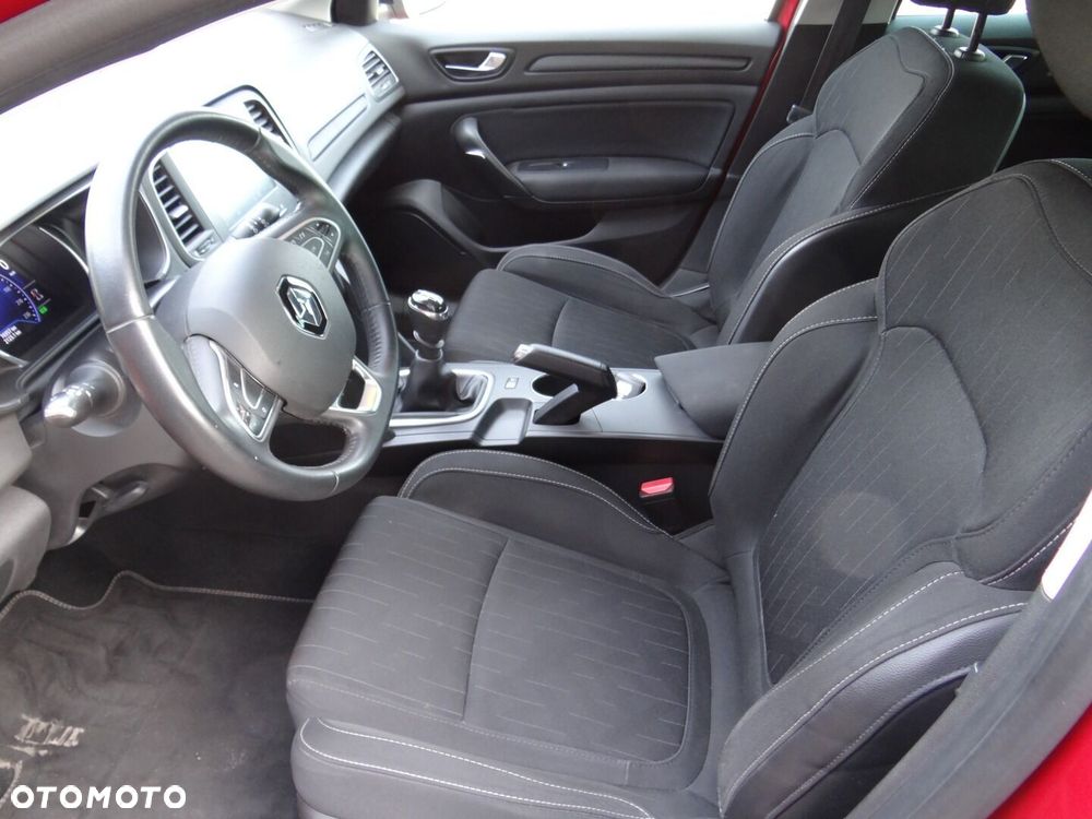 Renault Megane - 11