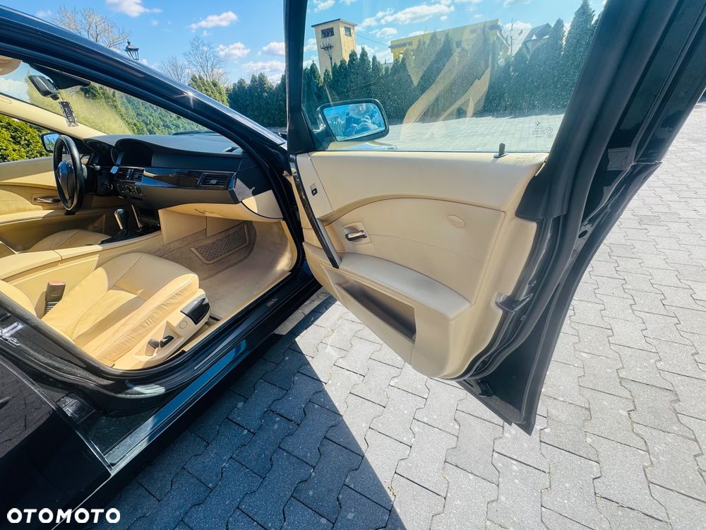 BMW Seria 5 - 15