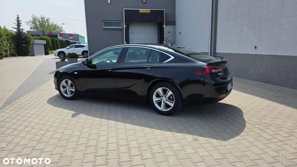 Opel Insignia 1.5 T Innovation S&S - 8