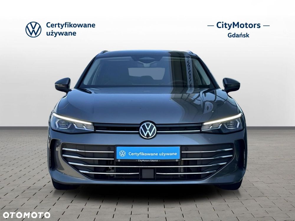 Volkswagen Passat - 9