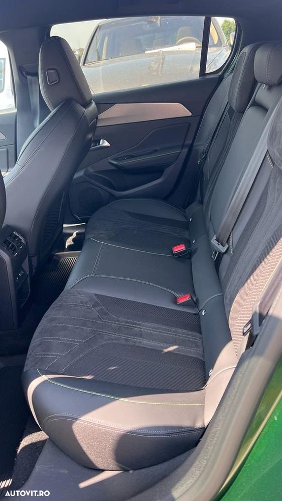 Peugeot 308 1.2L PureTech 130 S&S EAT8 GT - 6
