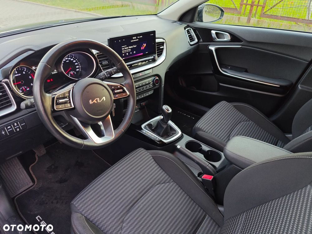 Kia Ceed 1.6 CRDi (48V Mild-Hybrid) Spirit - 7