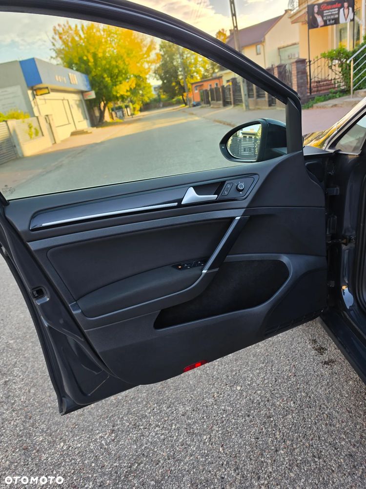 Volkswagen Golf 1.6 TDI Comfortline DSG - 31