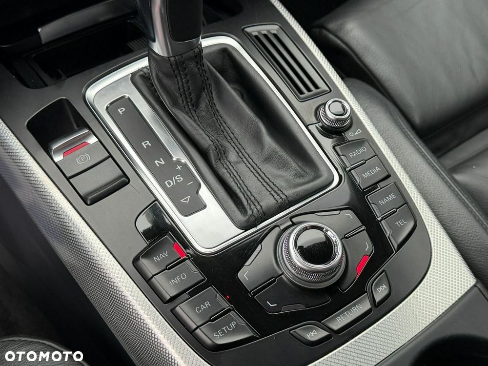 Audi A4 Limousine - 28