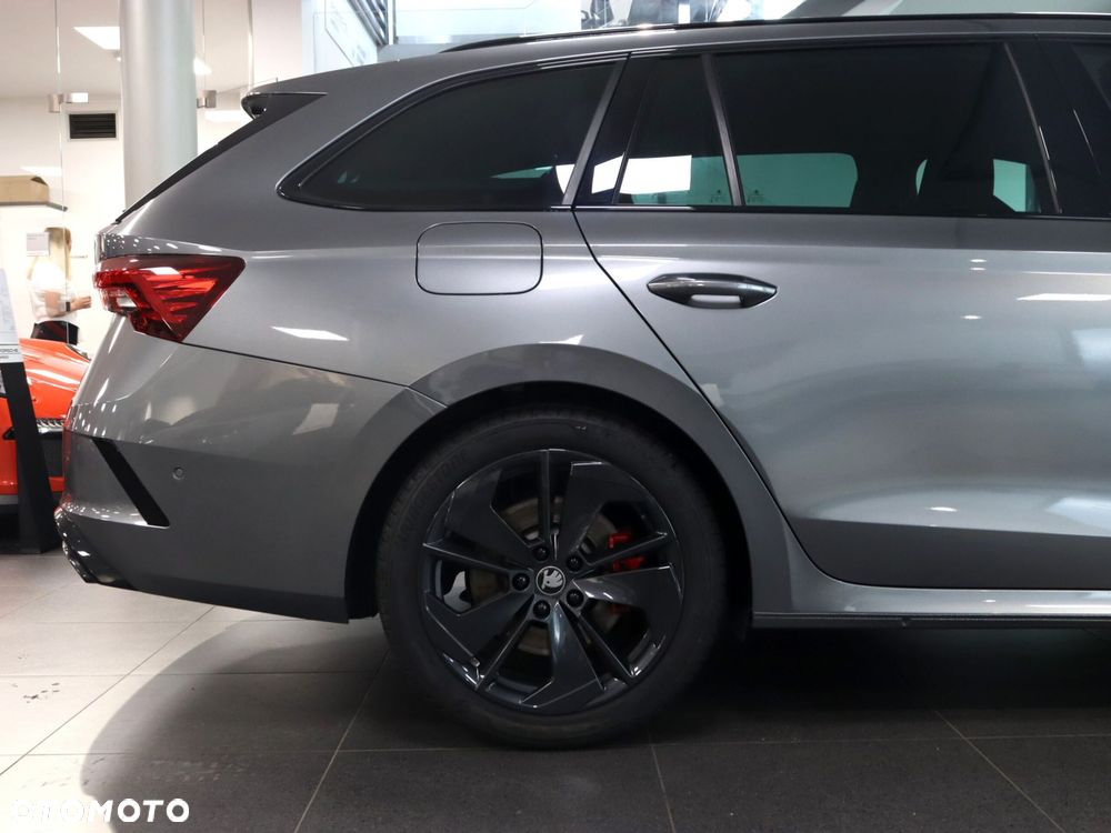 Skoda Octavia 2.0 TSI RS DSG - 13