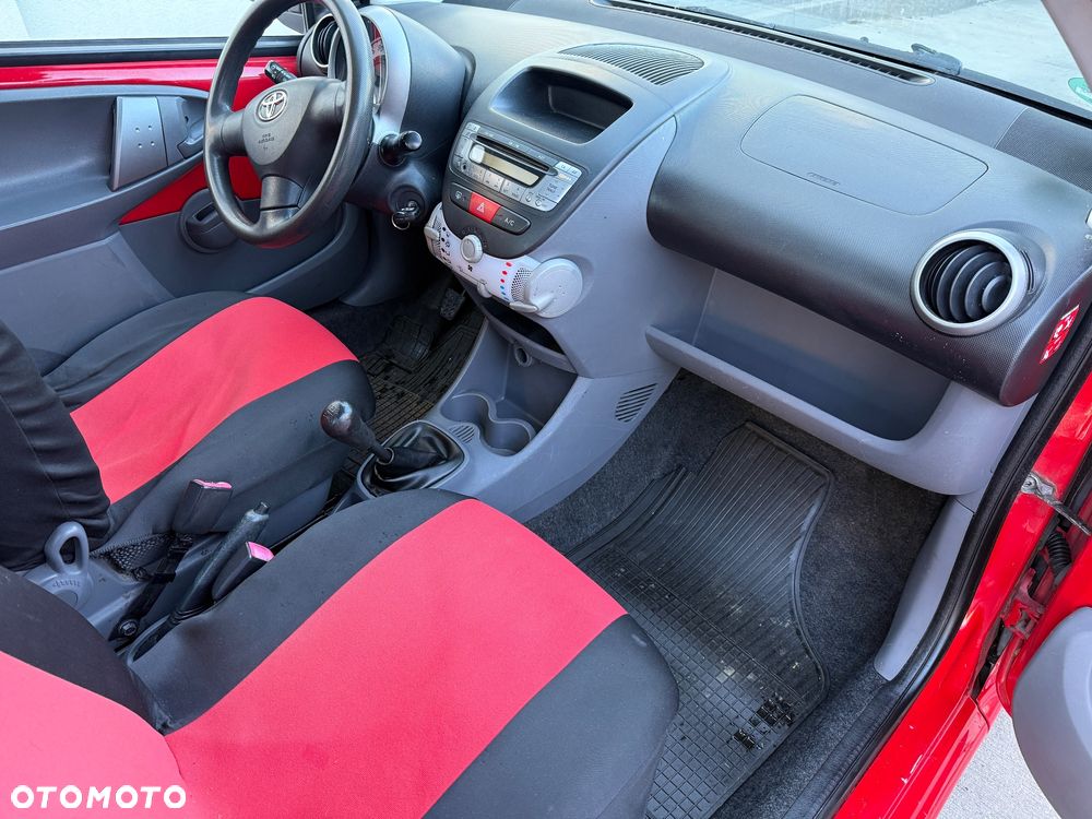 Toyota Aygo 1.0 VVT-i Luna EU5 - 10