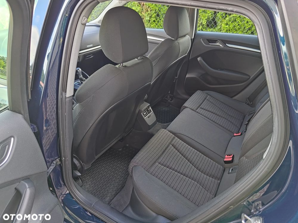 Audi A3 Sportback - 15