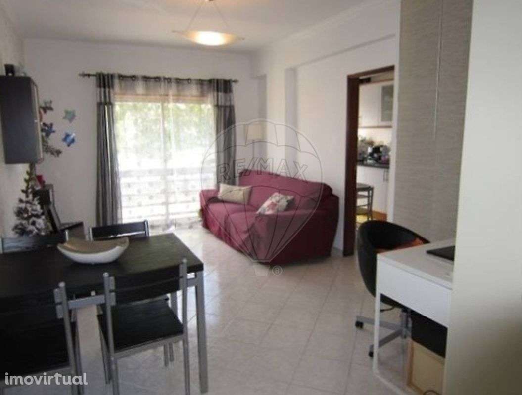 Apartamento T1 para venda - Grande imagem: 2/5