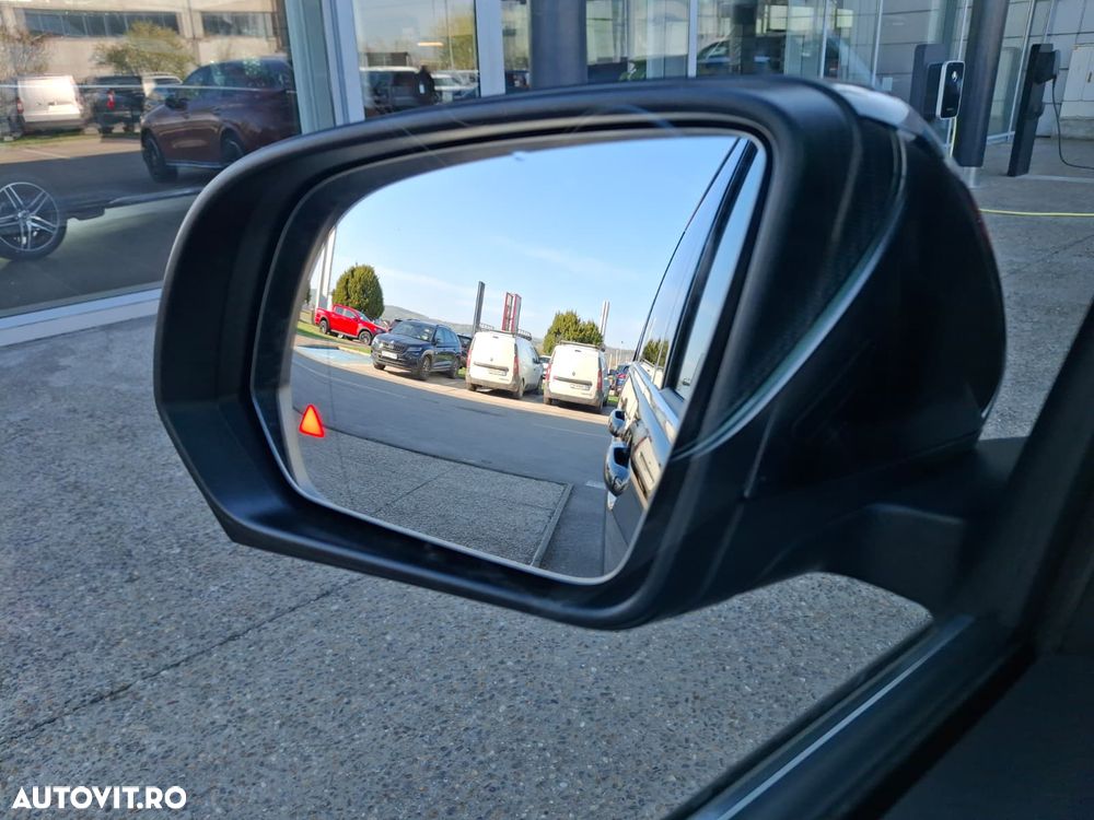 Mercedes-Benz V 300 d Extralang 4Matic 9G-TRONIC Avantgarde - 29