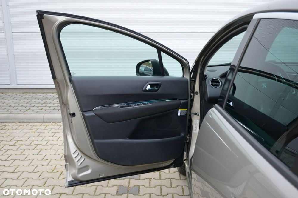 Peugeot 3008 - 19