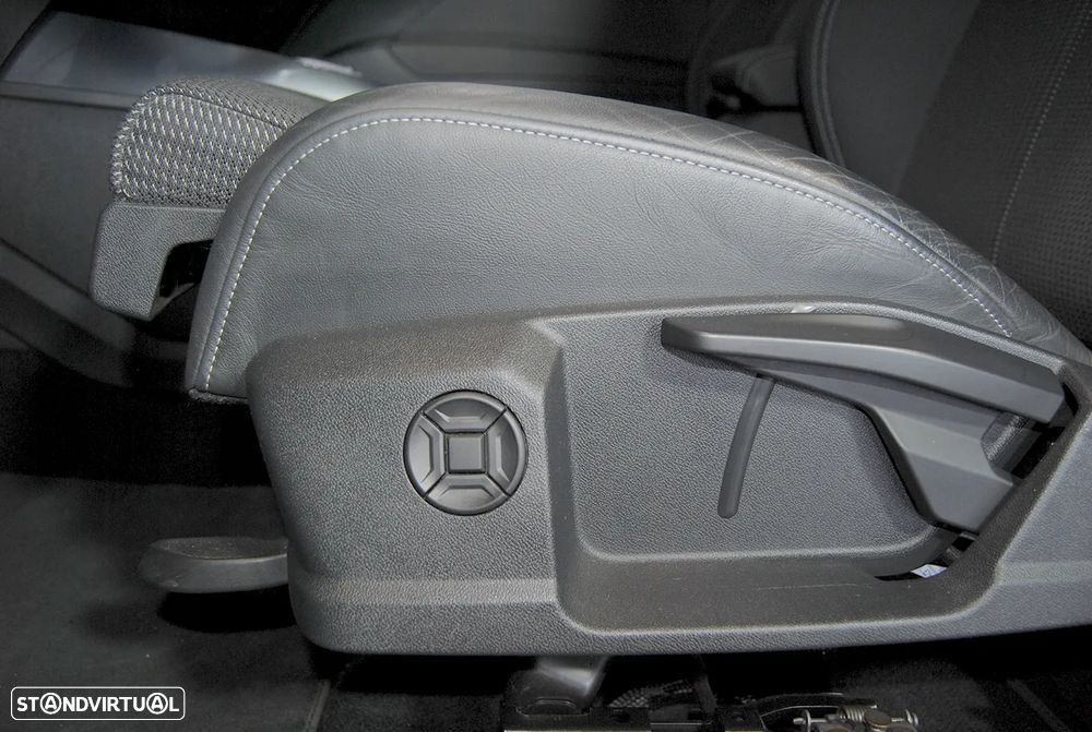 Audi Q4 e-tron 45 82 kWh SE Business Plus - 26