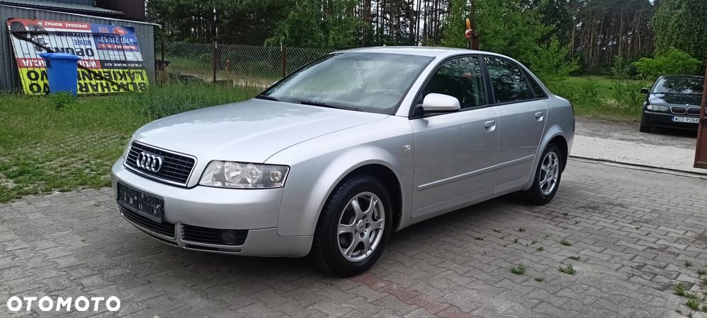 Audi A4 Limousine - 7