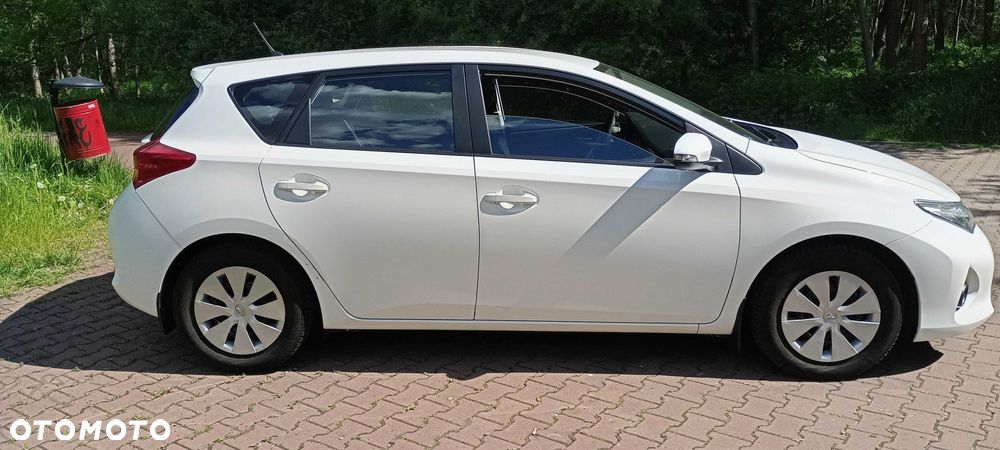 Toyota Auris - 5