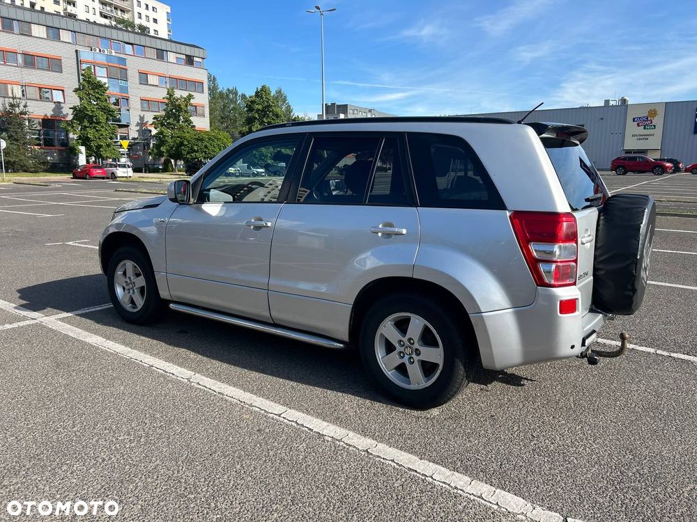 Suzuki Grand Vitara - 2