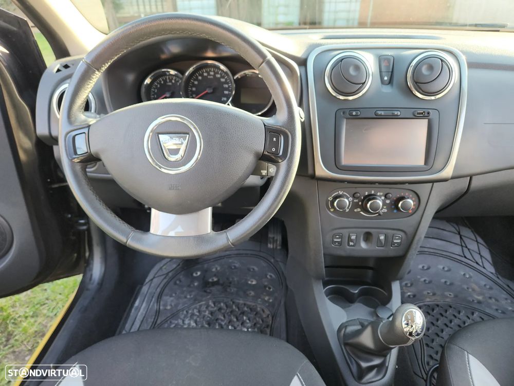 Dacia Sandero 1.5 dCi Stepway - 8
