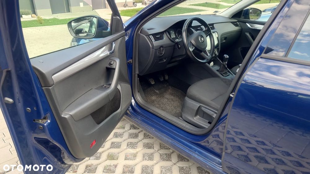 Skoda Octavia 1.6 TDI Active EU6 - 10