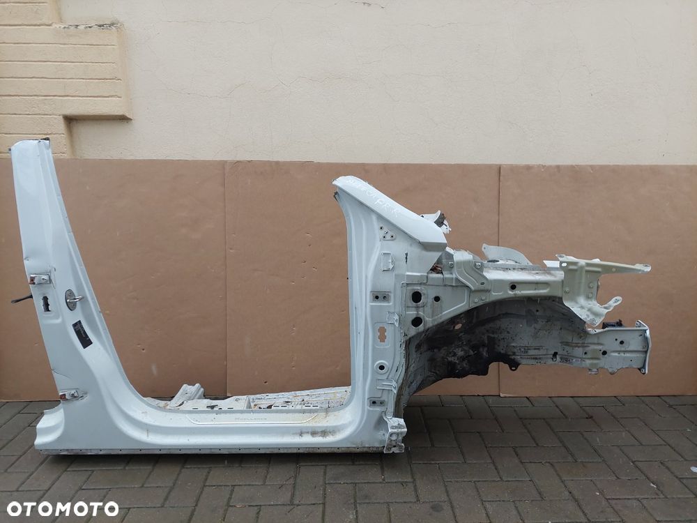 Seat Ateca Cupra Ateca Blotnik tylny prawy cwiartka - 1