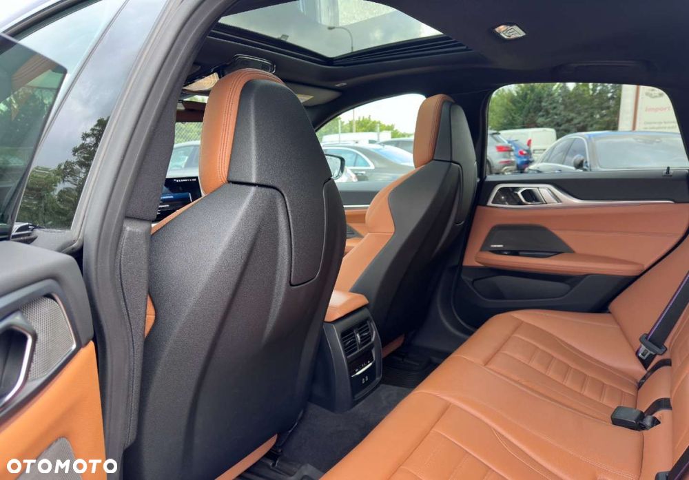BMW i4 - 18