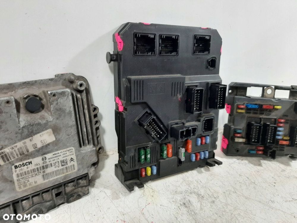 PEUGEOT 206 VAN LIFT 1.4HDI 04R STEROWNIK SILNIKA ZESTAW BOSCH 0281011783 - 10