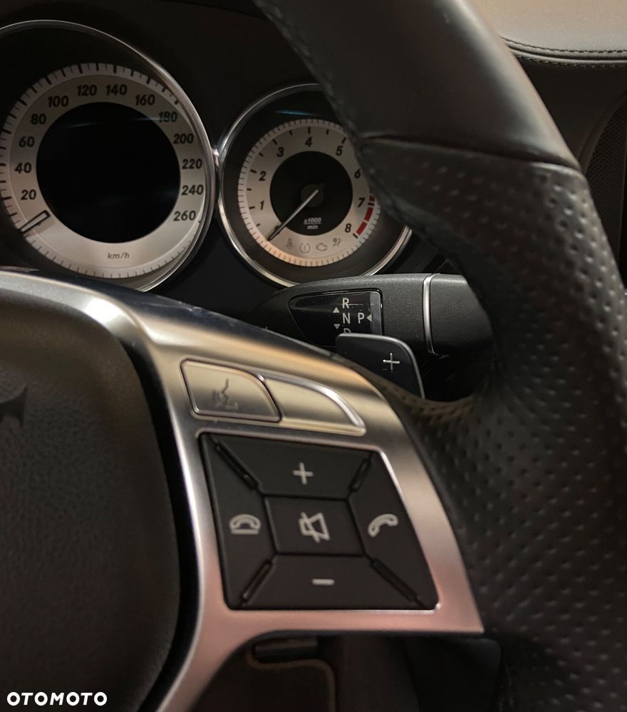 Mercedes-Benz CLS 500 4Matic 7G-TRONIC - 11