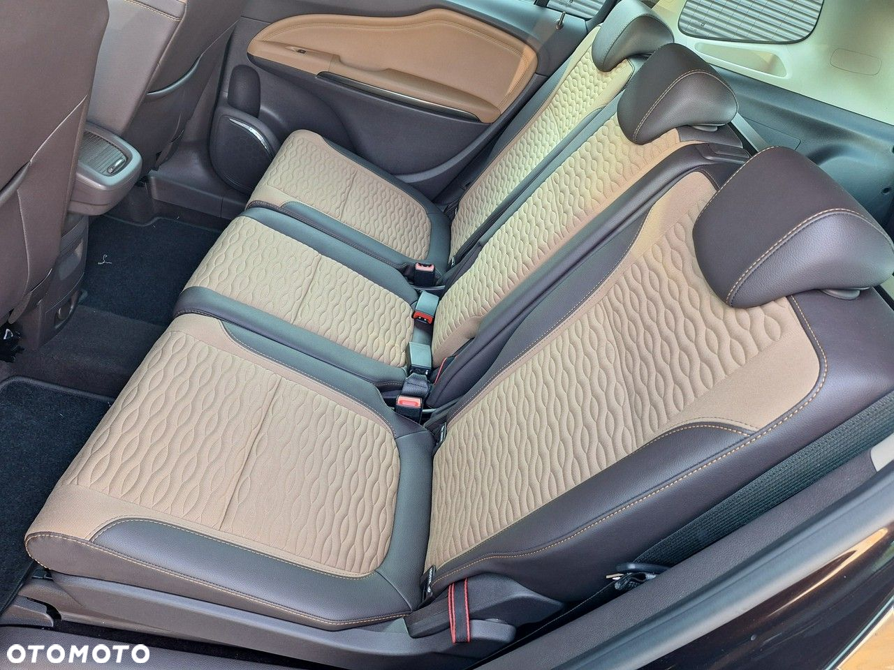 Opel Zafira - 16