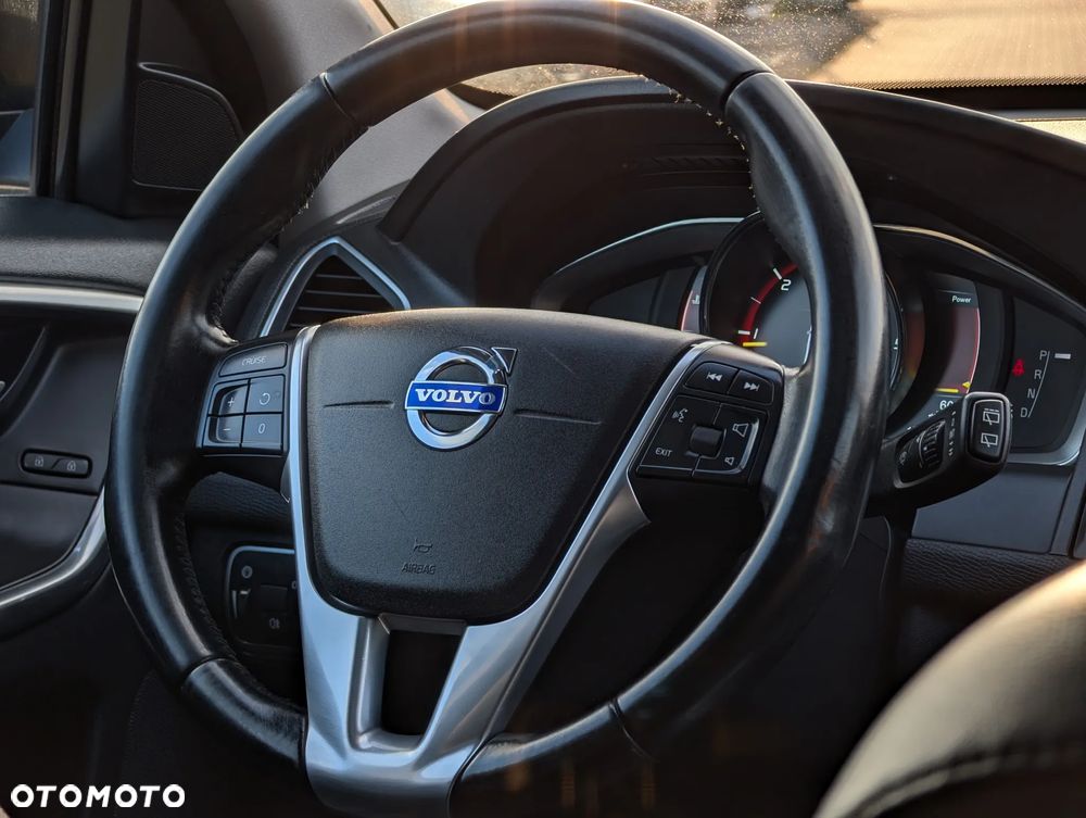 Volvo XC 60 D4 Drive-E Summum - 25