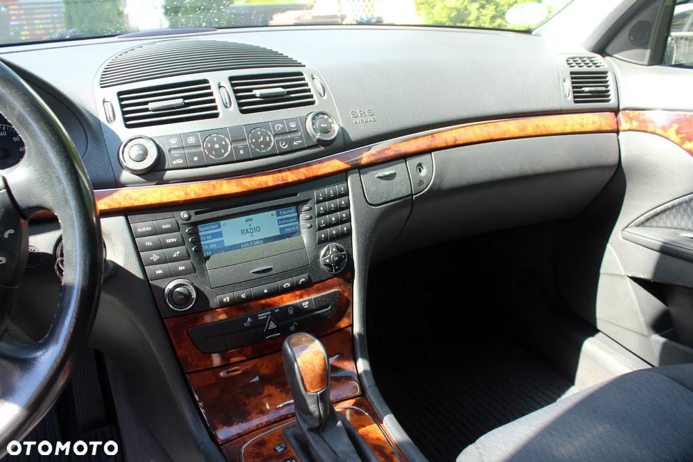 Mercedes-Benz Klasa E 200 Kompressor Automatik Elegance Sport Edition - 14