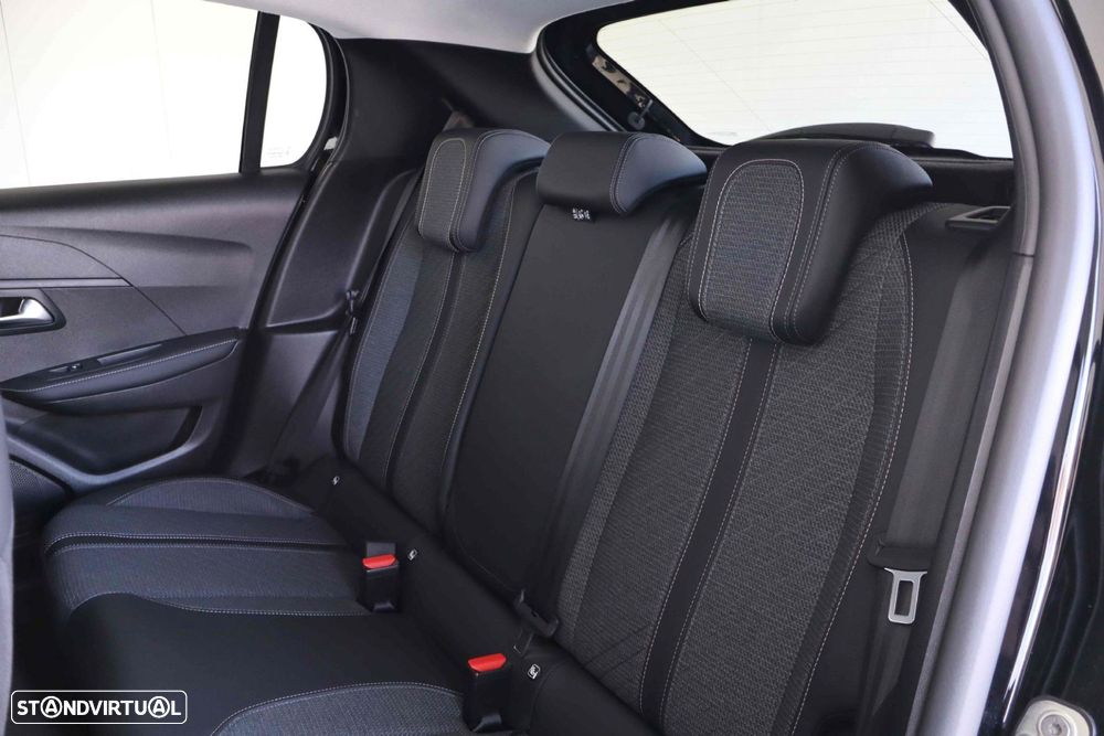 Peugeot 208 1.2 Hybrid Allure e-DCS6 - 42