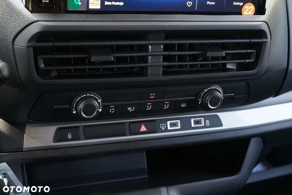 Opel Vivaro 2.2 CDTI XL 3,1t (brygadówka) - 15