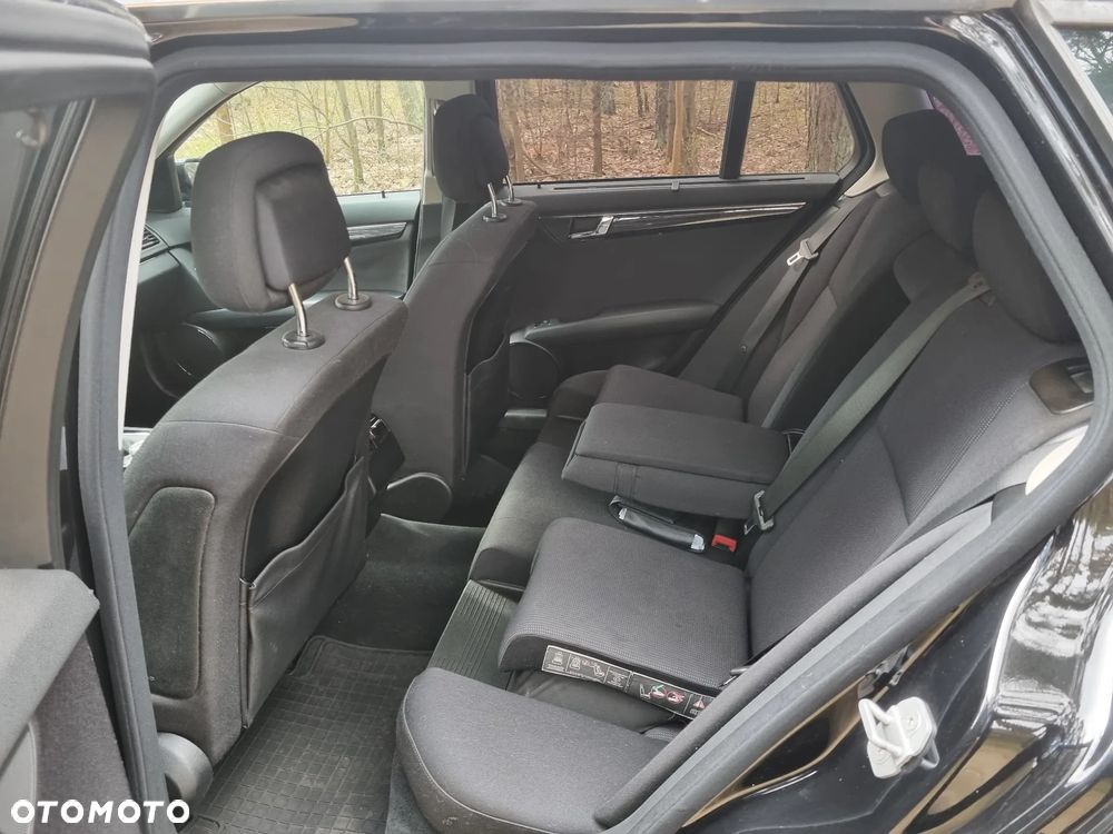 Mercedes-Benz Klasa C 200 CDI DPF Elegance - 15