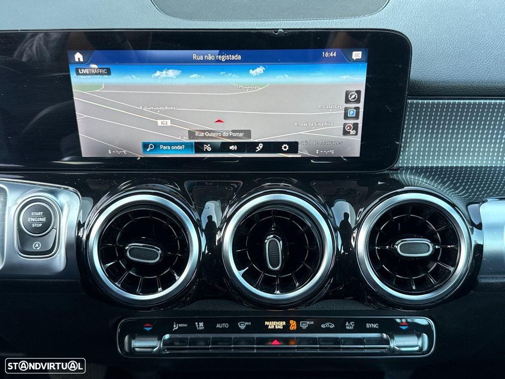 Mercedes-Benz GLB 180 d Progressive - 18