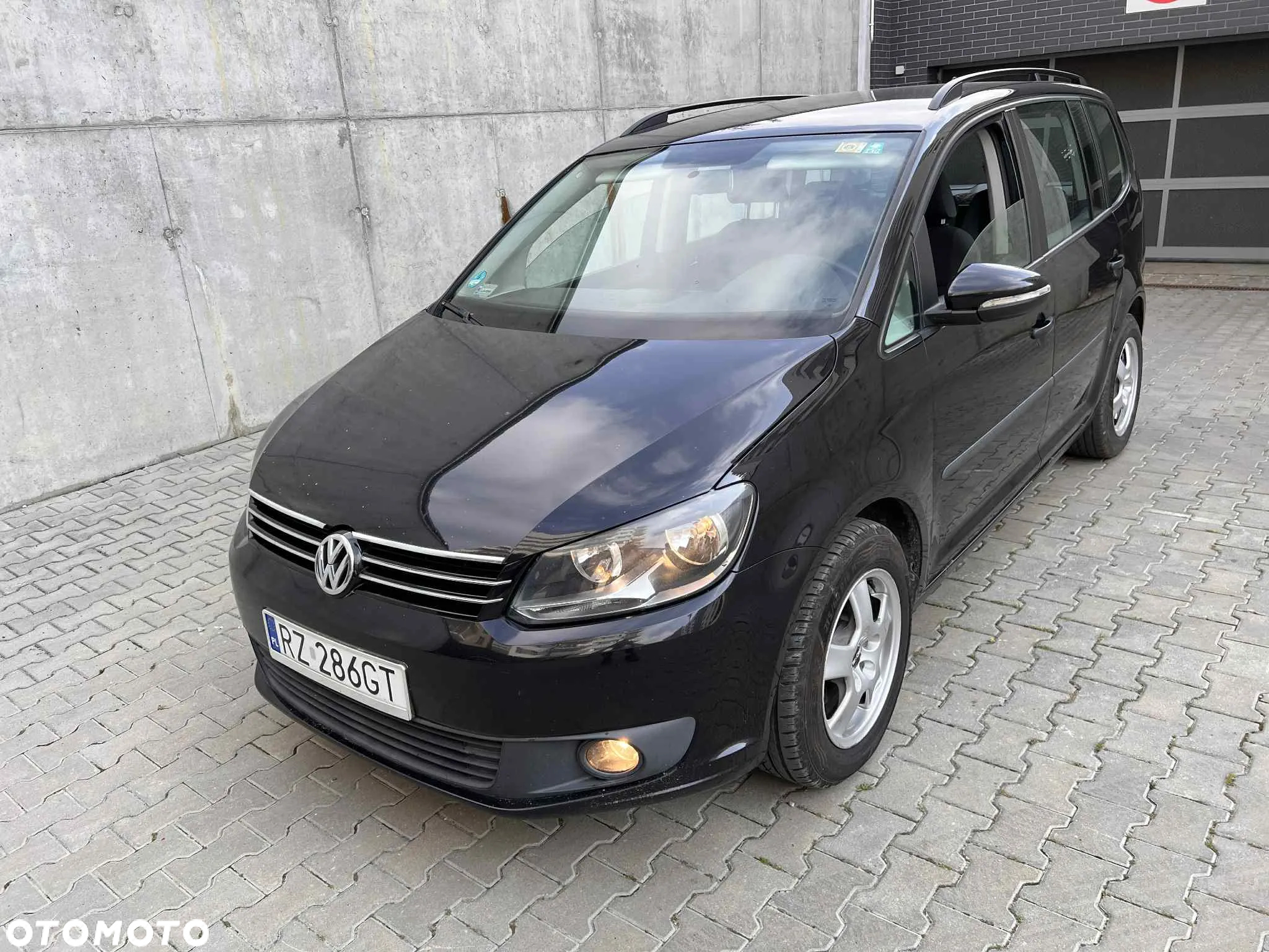 Volkswagen Touran 1.6 TDI DPF Trendline DSG - 15