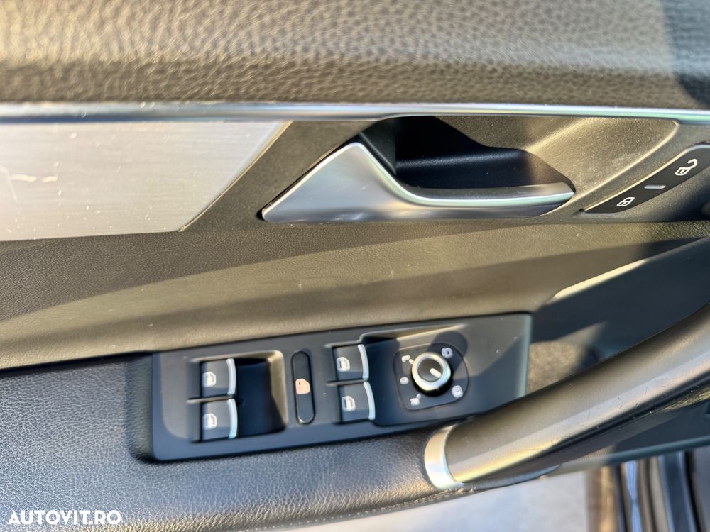 Volkswagen Passat - 16