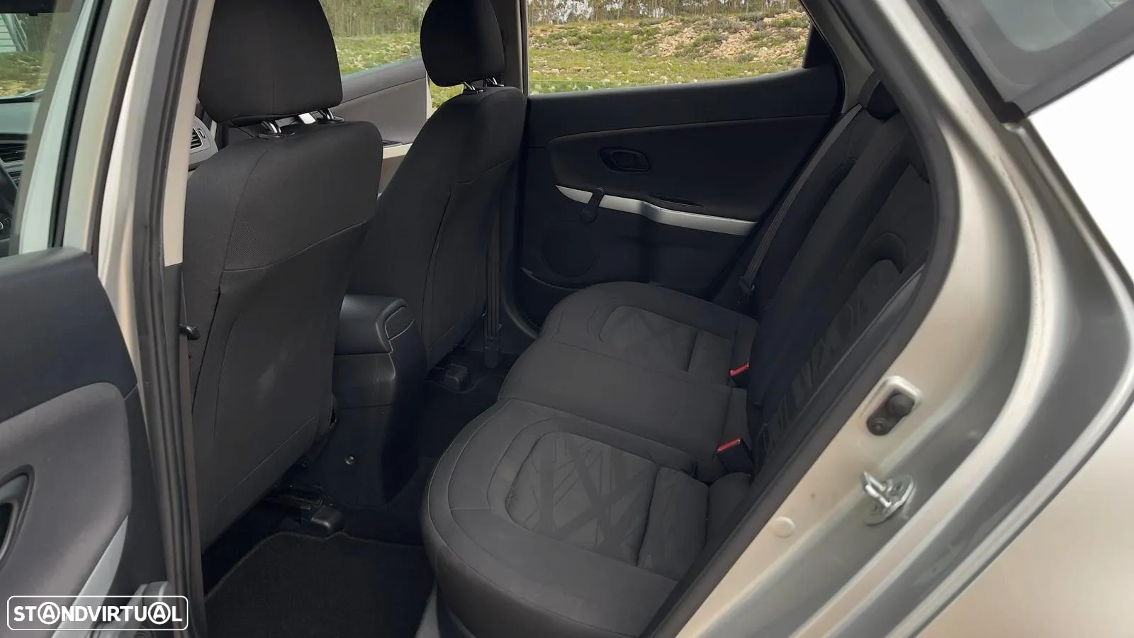 Kia Ceed 1.4 CRDi EX - 14