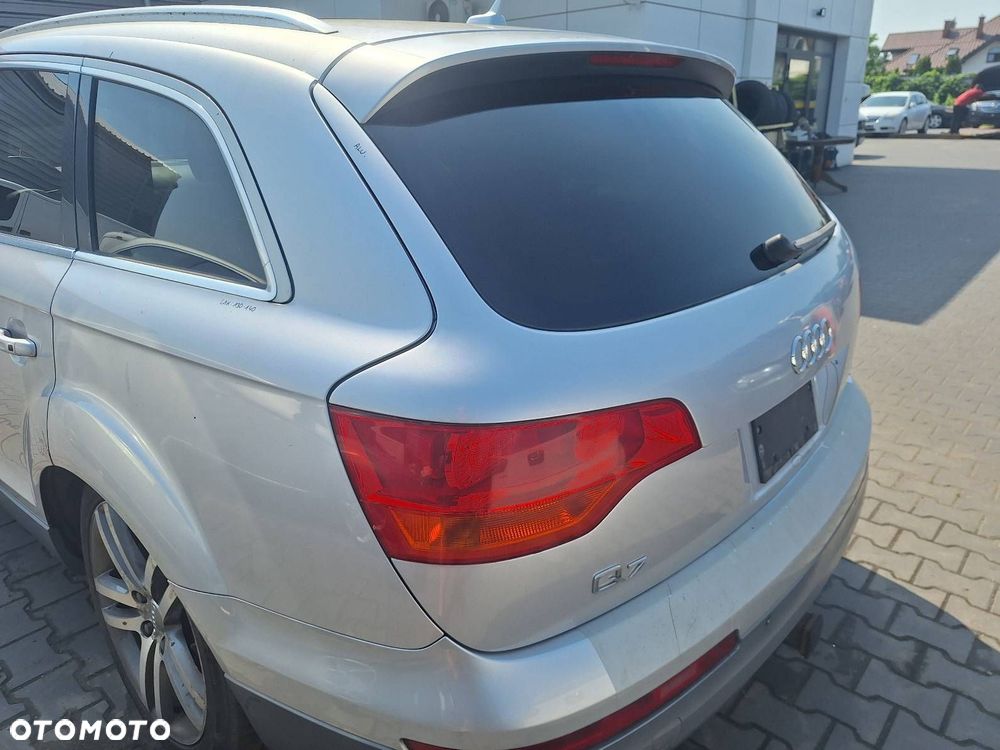 KOMPLETNY TYŁ AUDI Q7 4L LY7W KLAPA USA ZDERZAK TYŁ LAMPY SIŁOWNIK - 4
