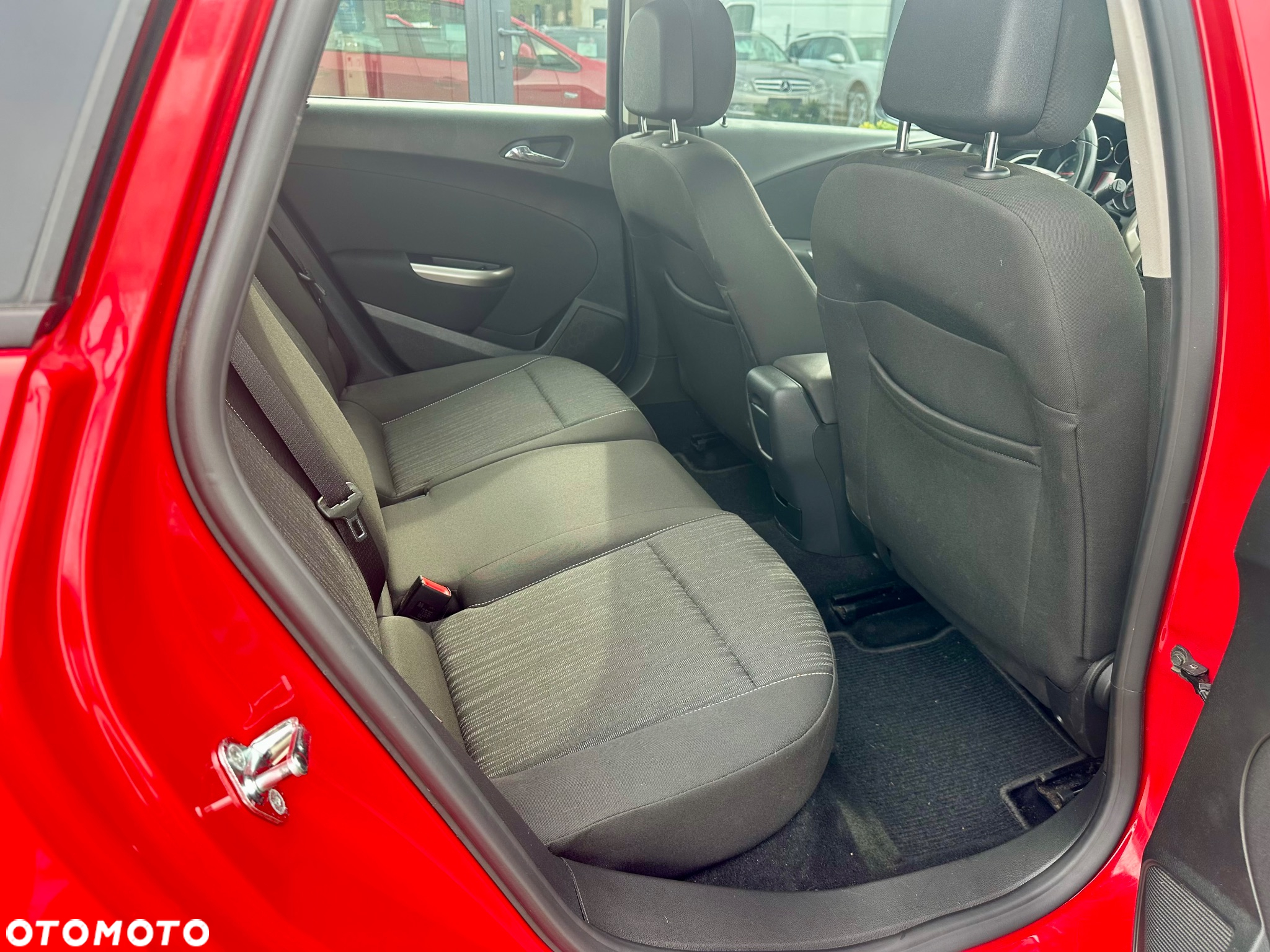 Opel Astra 1.4 Turbo 150 Jahre - 20