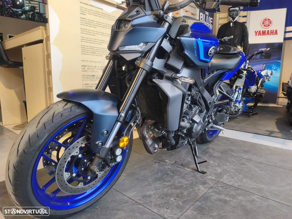 Yamaha MT-09 Y-AMT - 7