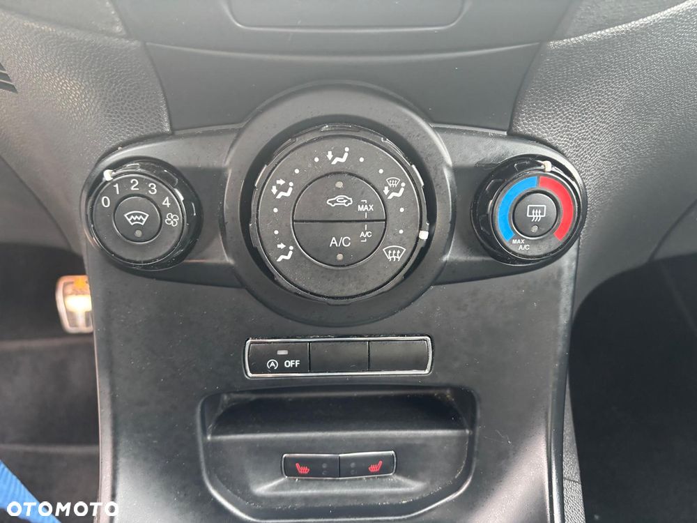 Ford Fiesta 1.0 EcoBoost STart-Stop ST-LINE - 19